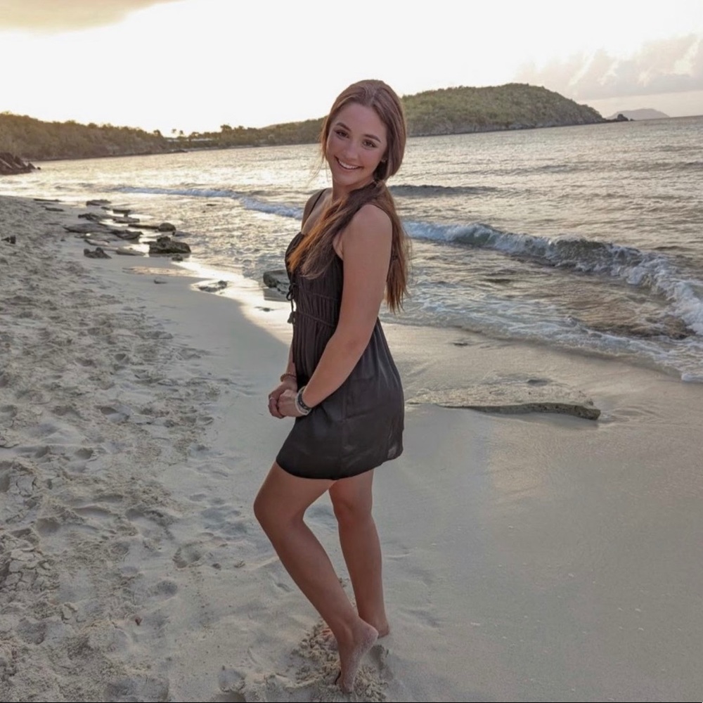 Meet your Posher, Alaina